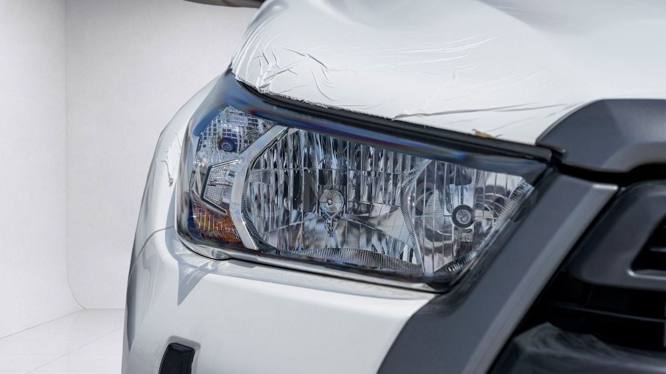 Toyota Hilux 2.7 л 2026 г. Белый