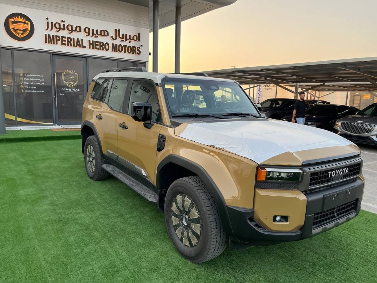 Toyota Land Cruiser 3.5 л 2026 г. Tan