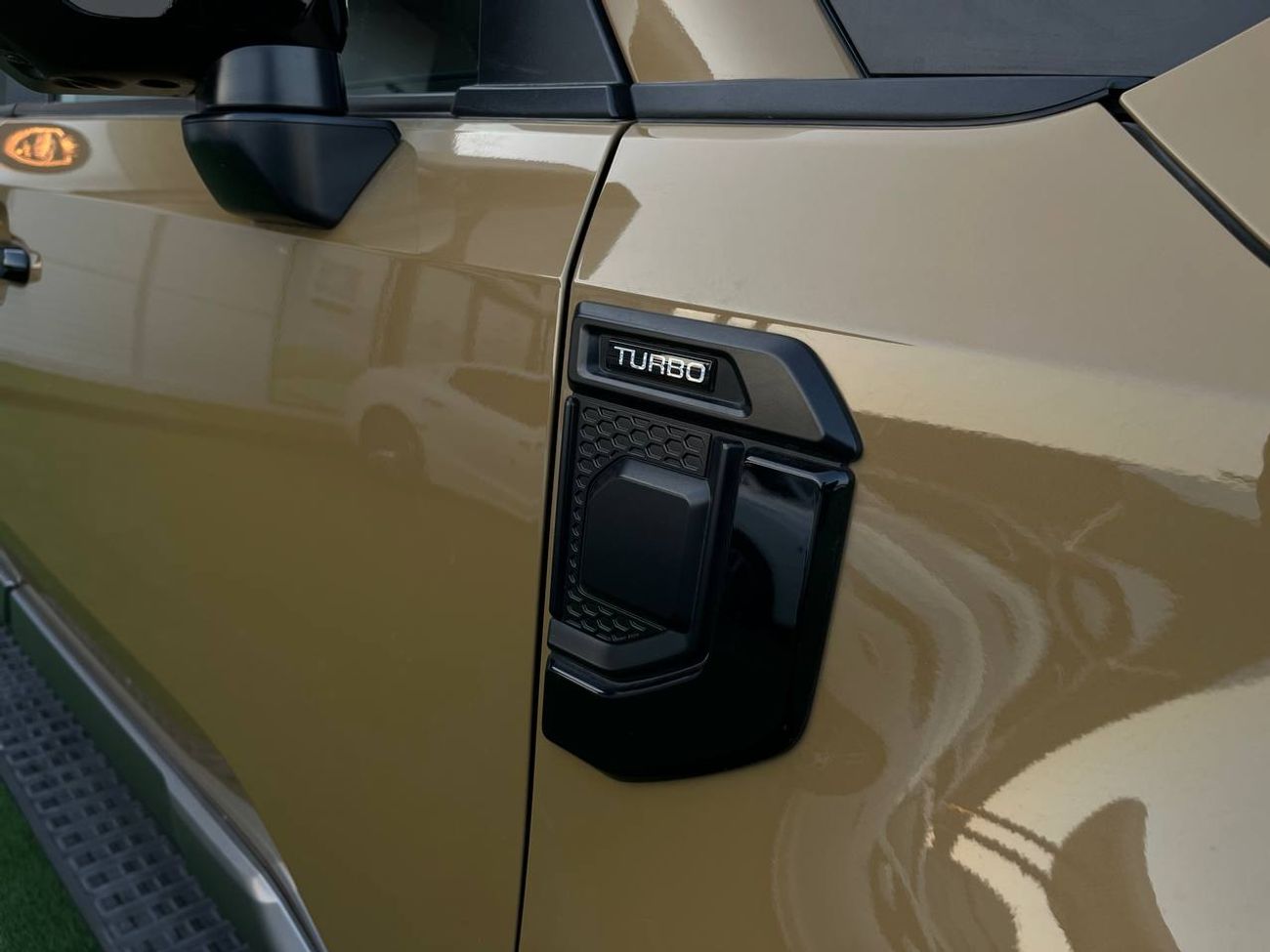 Toyota Land Cruiser 3.5 л 2026 г. Tan