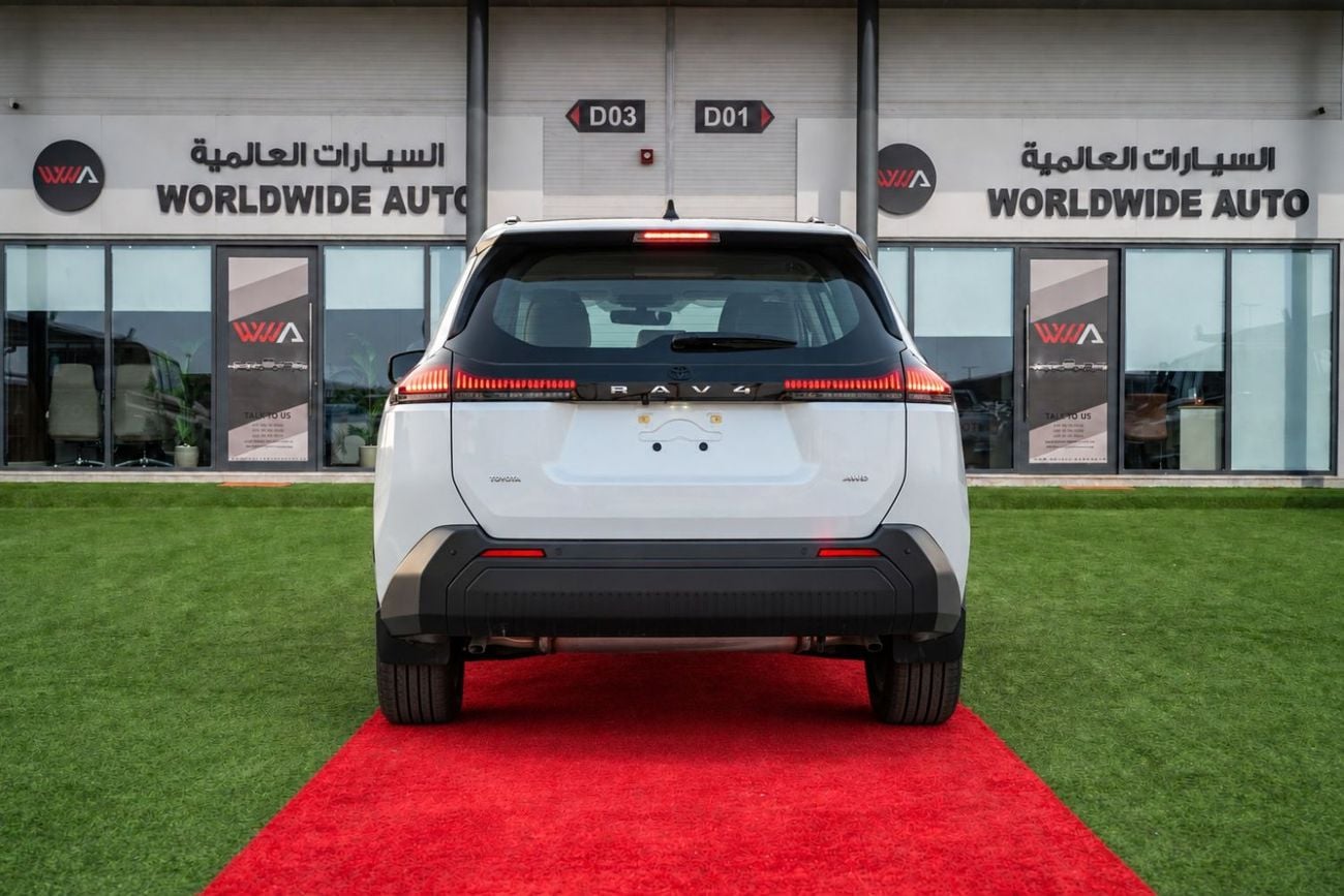 Toyota RAV4 2.0 л 2026 г. Белый