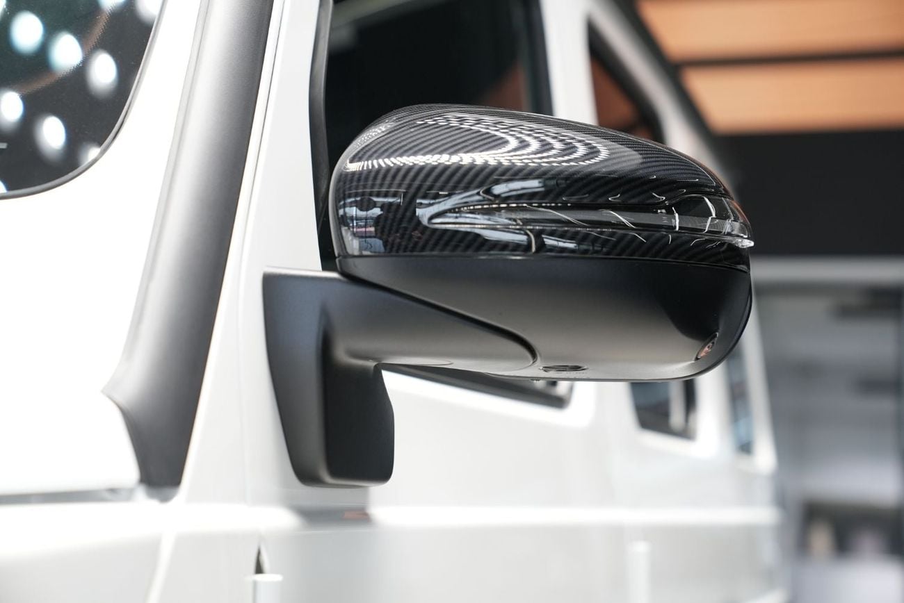 Mercedes Benz G63 AMG 4.0 л 2026 г. Белый