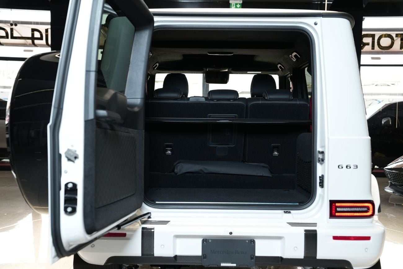 Mercedes Benz G63 AMG 4.0 л 2026 г. Белый