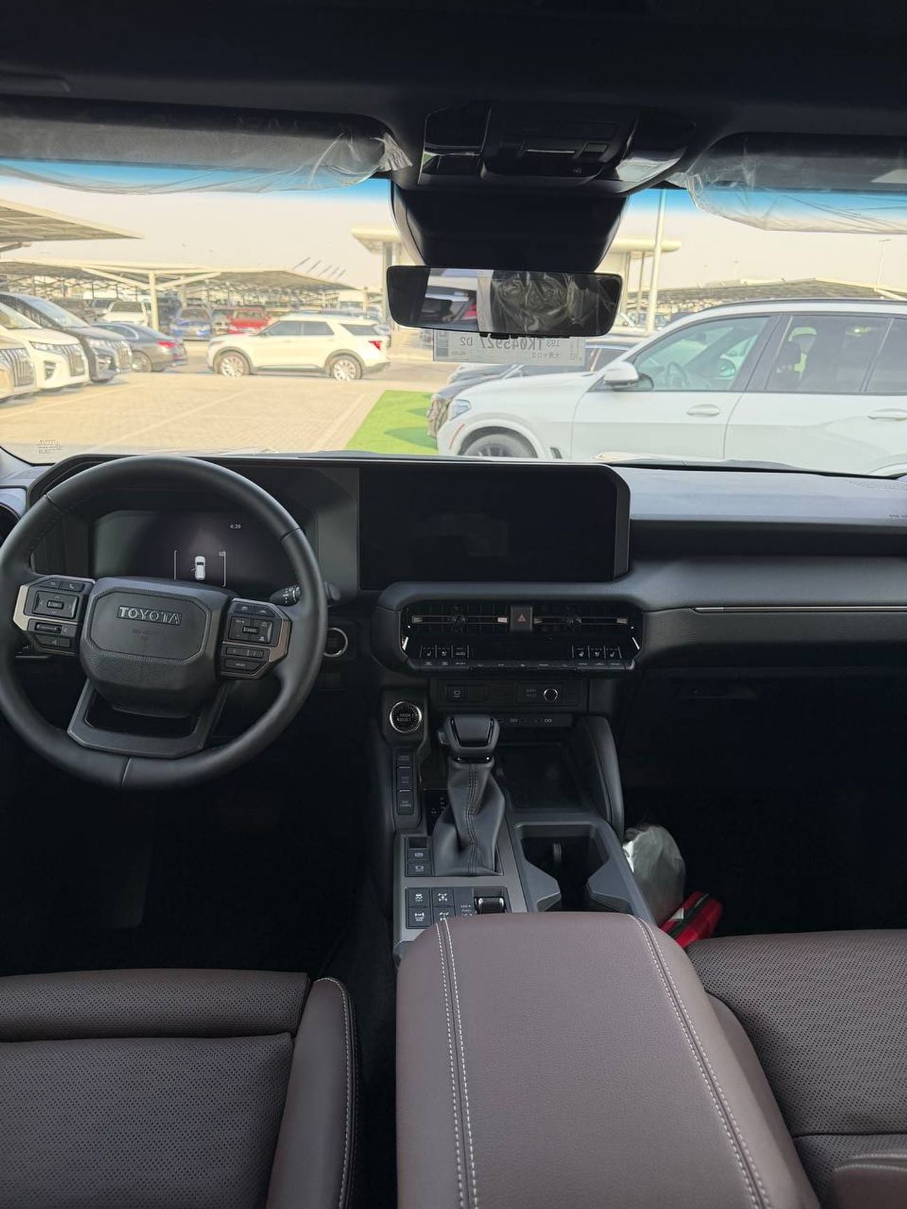 Toyota Land Cruiser 3.5 л 2026 г. Серый