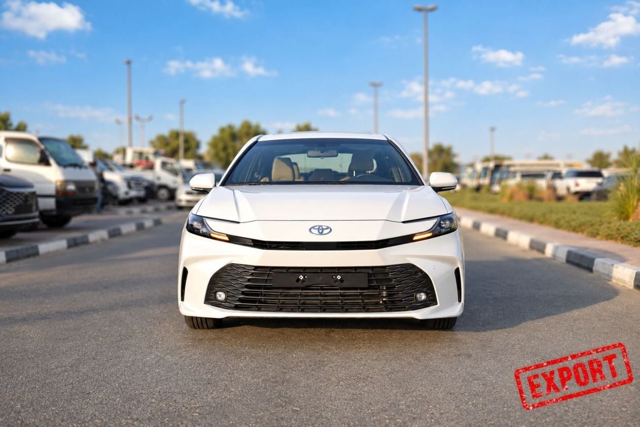 Toyota Camry 2.5 л 2025 г. Белый