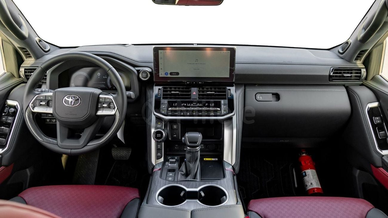 Toyota Land Cruiser 3.5 л 2026 г. Чёрный