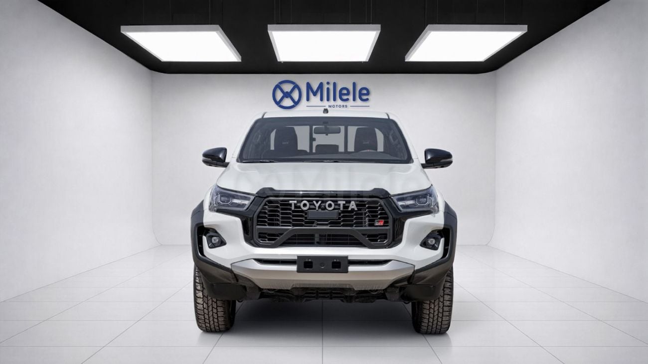 Toyota Hilux 4.0 л 2026 г. Белый