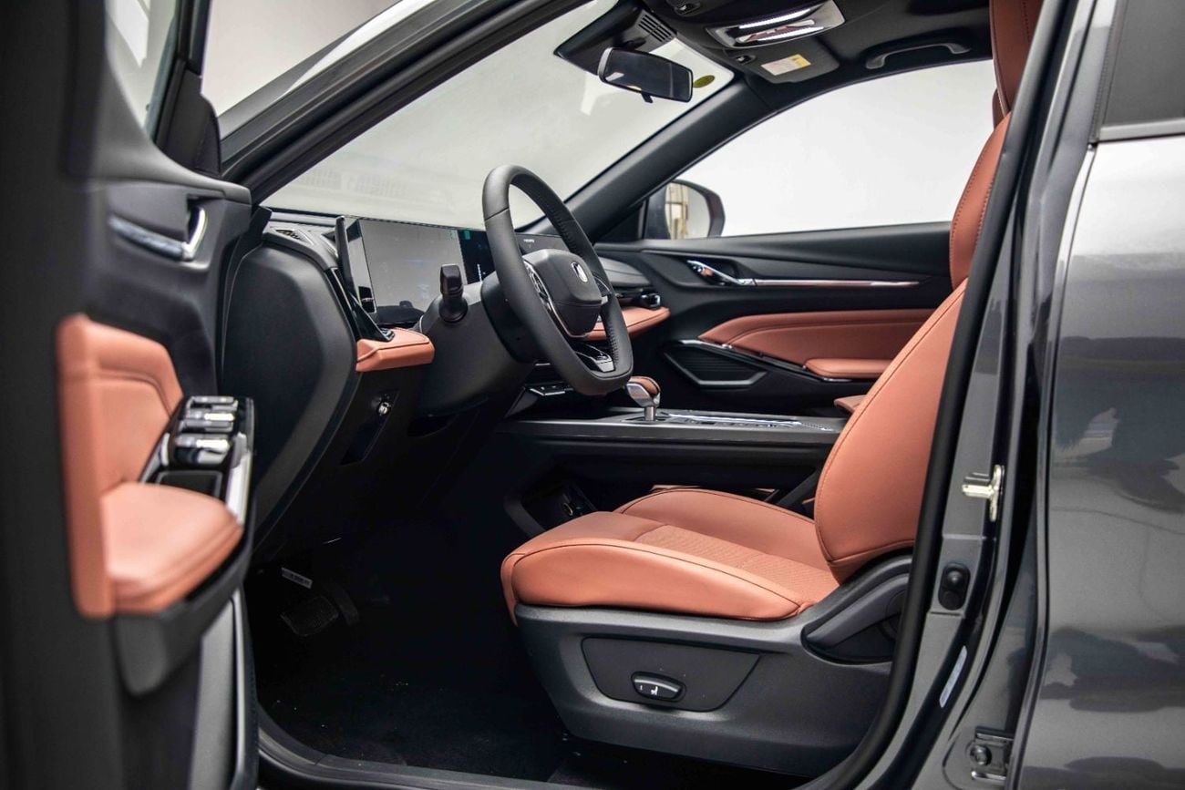 Changan X5 Plus 1.5 л 2026 г. Серый