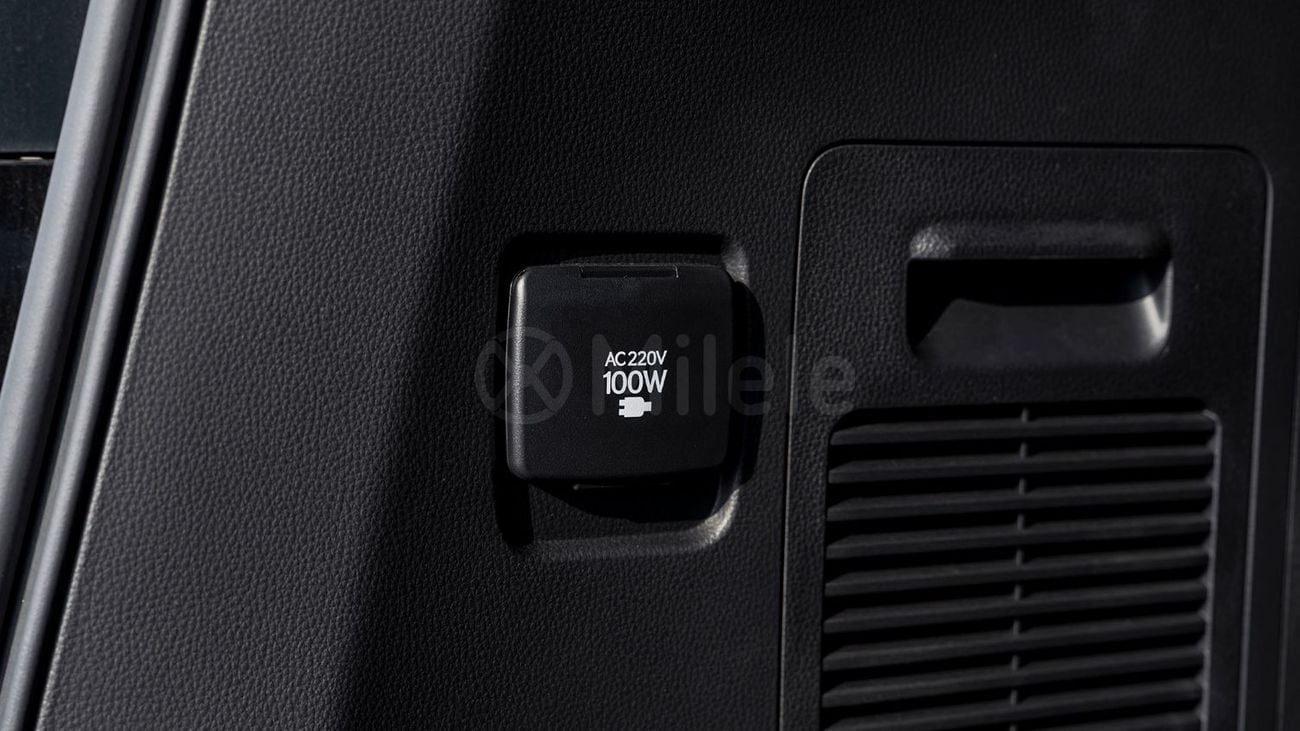 Toyota Land Cruiser 3.3 л 2026 г. Чёрный