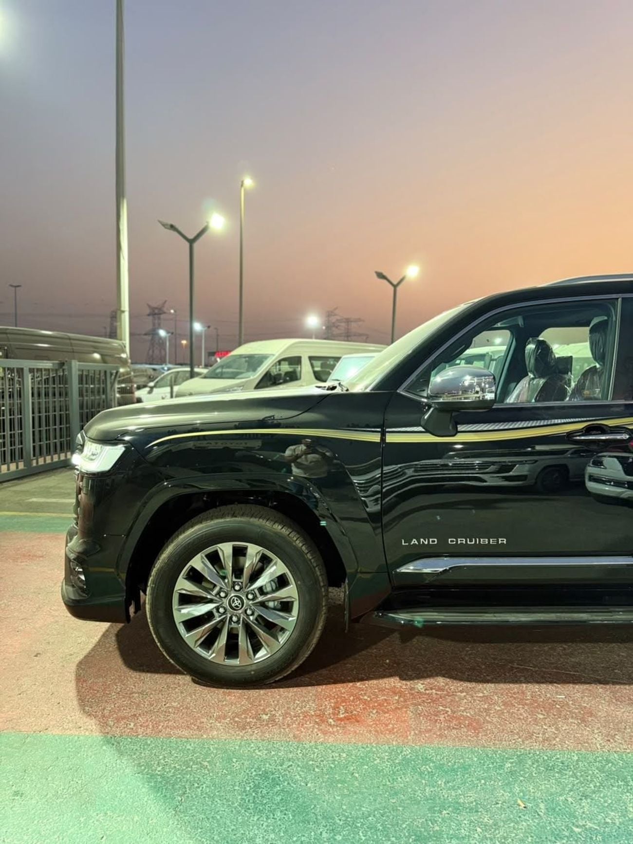 Toyota Land Cruiser 3.5 л 2026 г. Чёрный