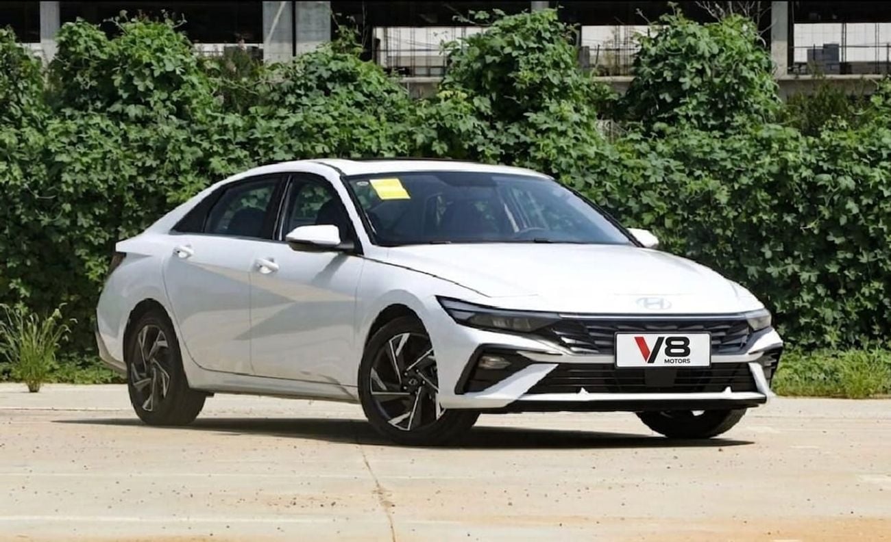Hyundai Elantra 1.5 л 2025 г. Белый