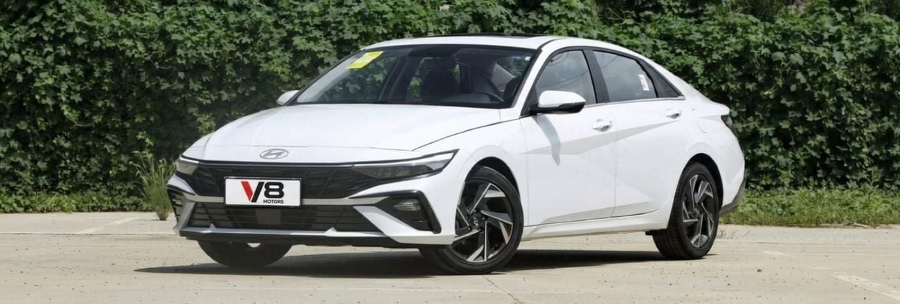 Hyundai Elantra 1.5 л 2025 г. Белый
