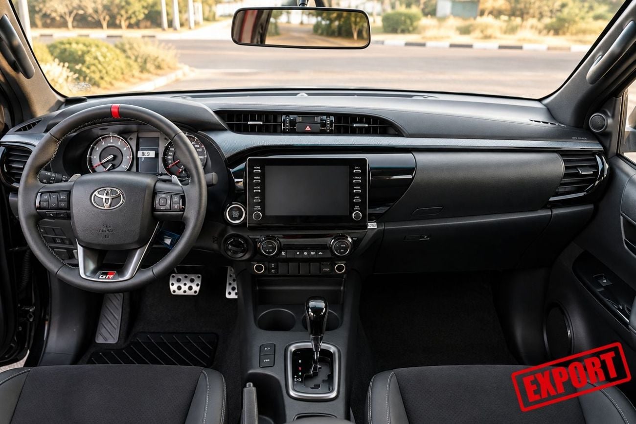 Toyota Hilux 2.8 л 2026 г. Чёрный