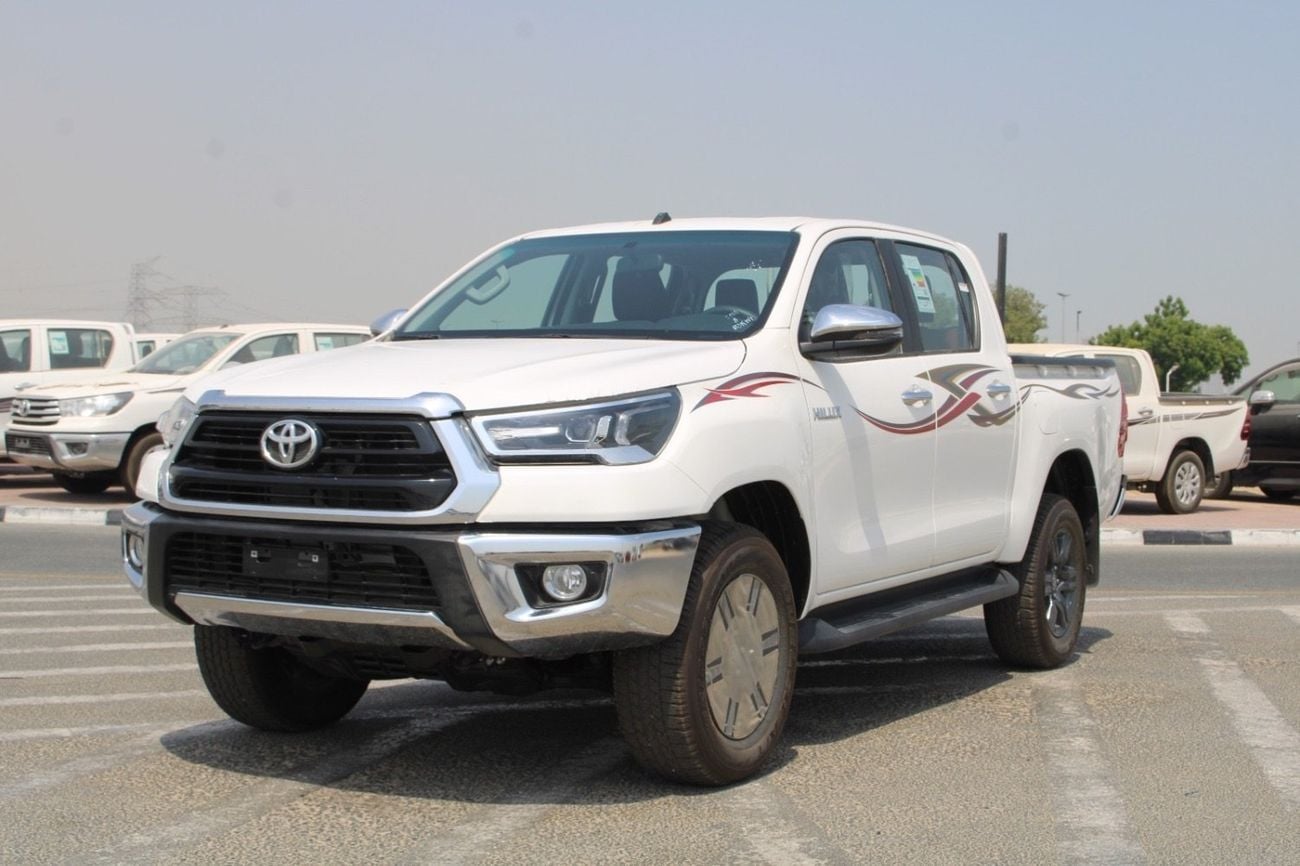 Toyota Hilux 2.7 л 2026 г. Белый