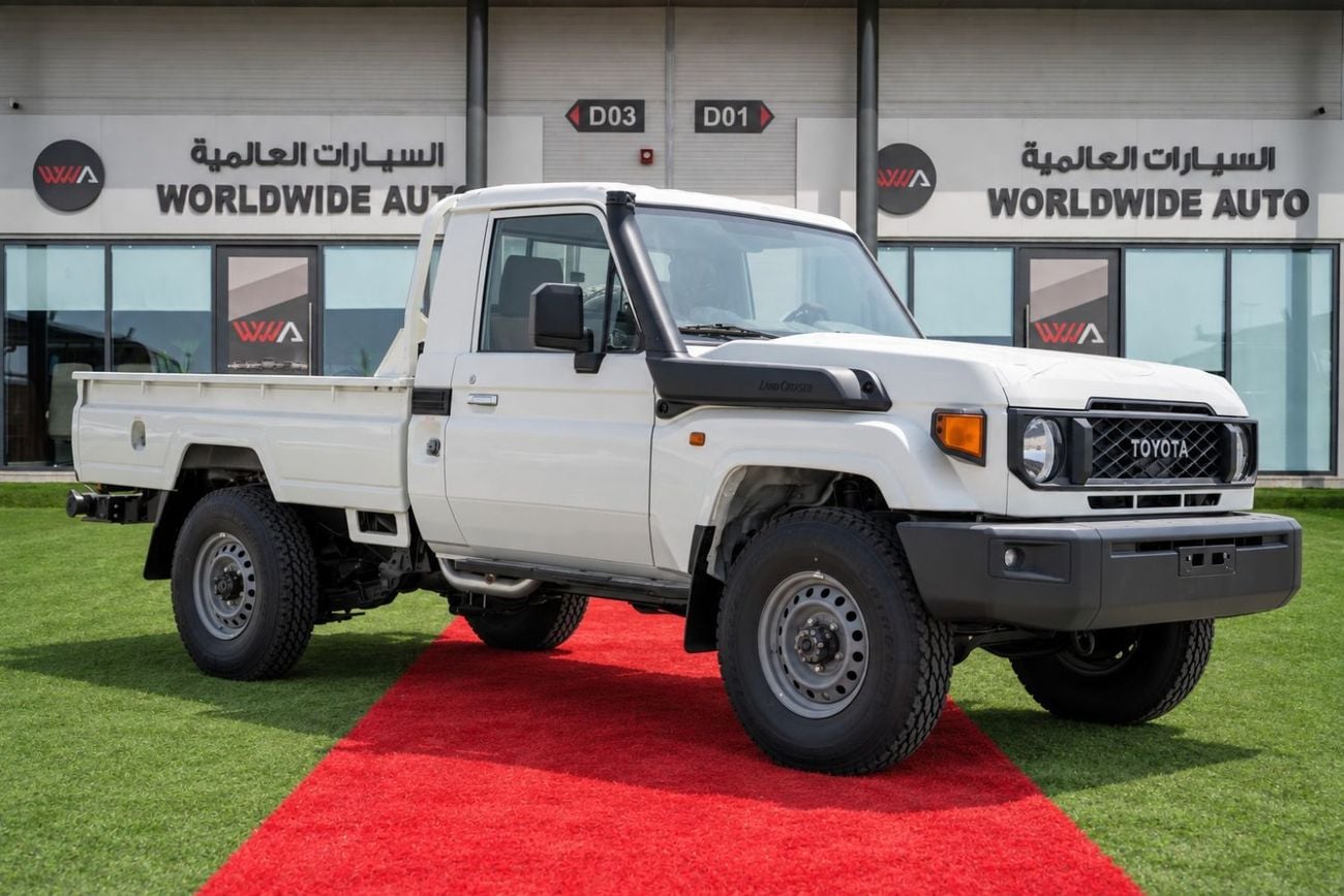 Toyota Land Cruiser Pick Up 2.8 л 2026 г. Белый