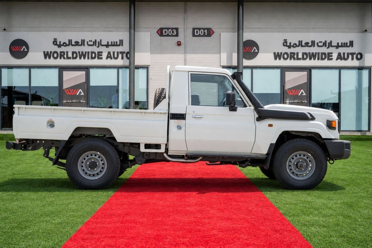 Toyota Land Cruiser Pick Up 2.8 л 2026 г. Белый