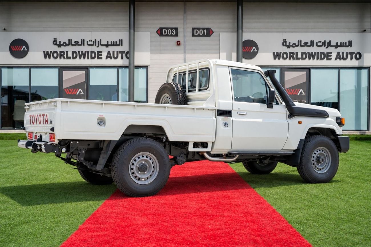 Toyota Land Cruiser Pick Up 2.8 л 2026 г. Белый