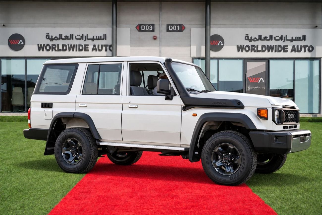 Toyota Land Cruiser 2.8 л 2025 г. Белый