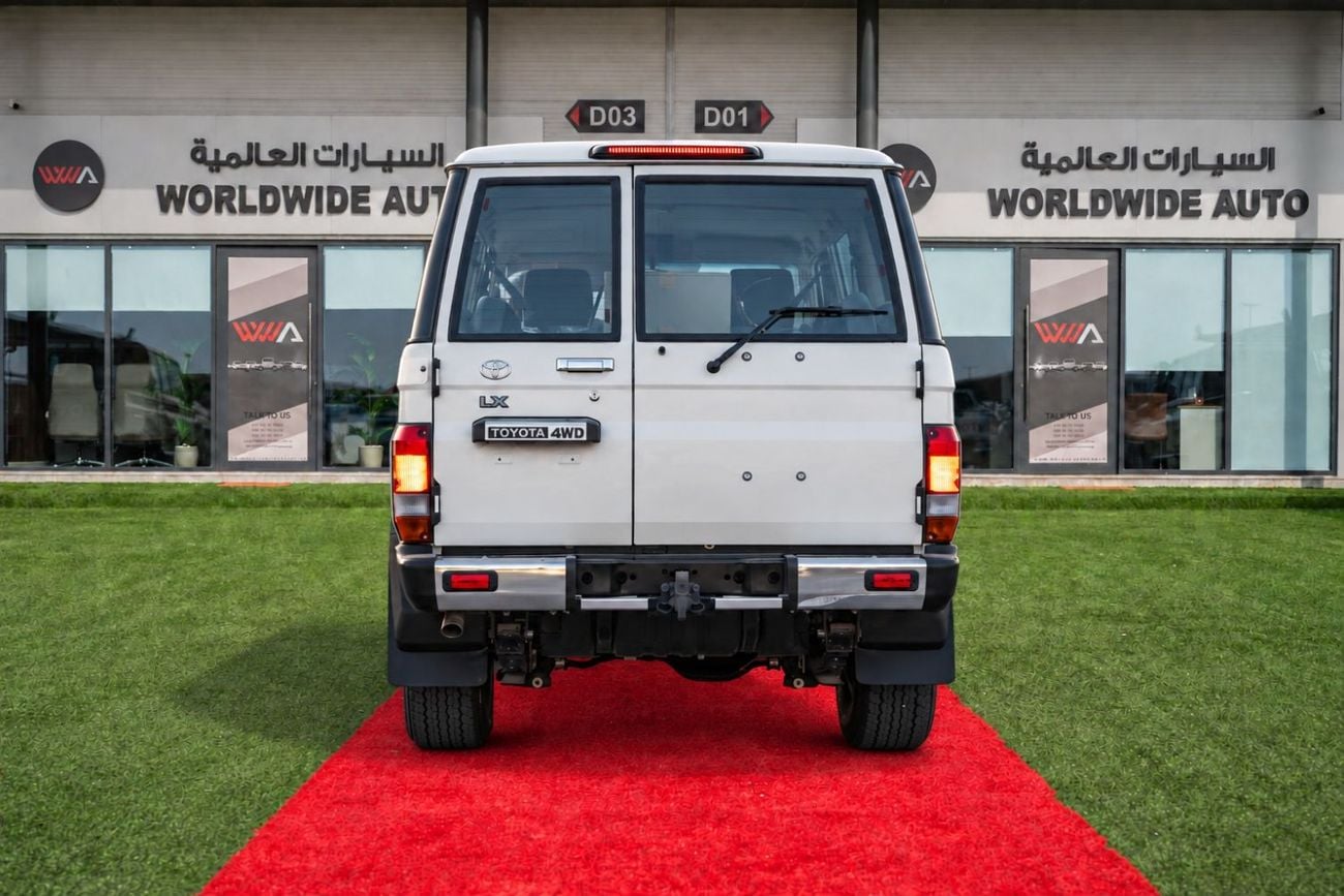 Toyota Land Cruiser 2.8 л 2025 г. Белый