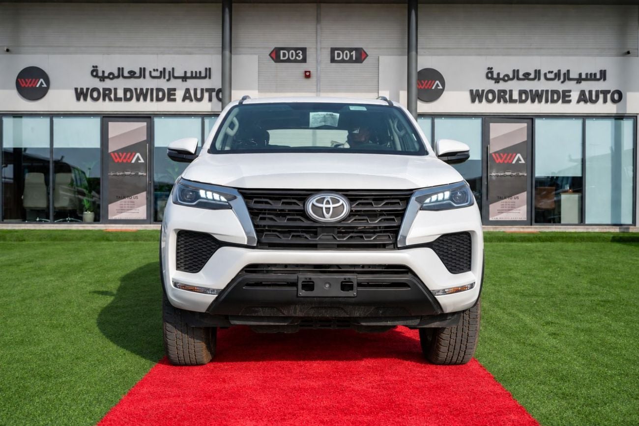 Toyota Fortuner 2.7 л 2025 г. Белый