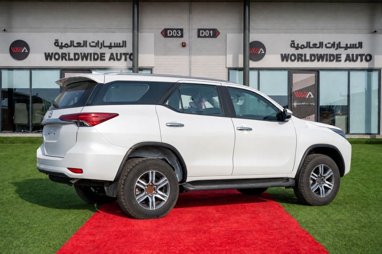 Toyota Fortuner 2.7 л 2025 г. Белый