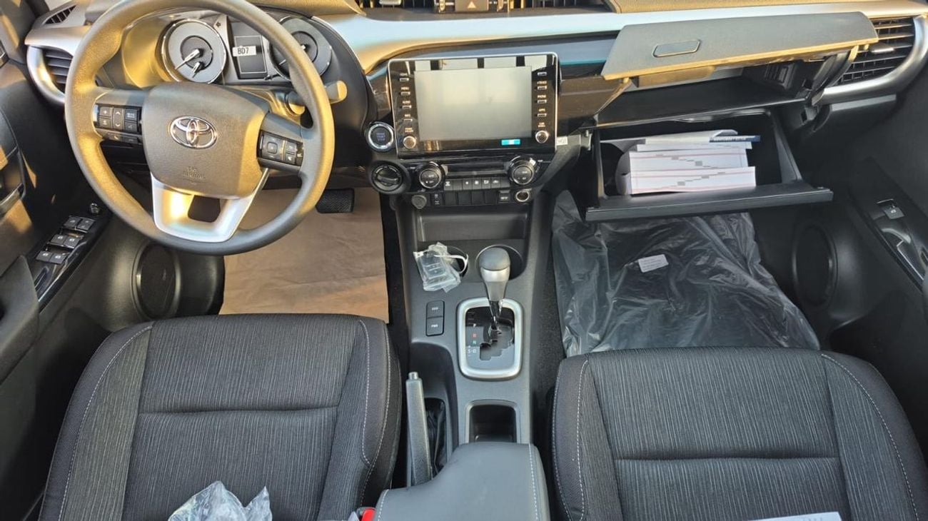 Toyota Hilux 2.8 л 2026 г. Чёрный