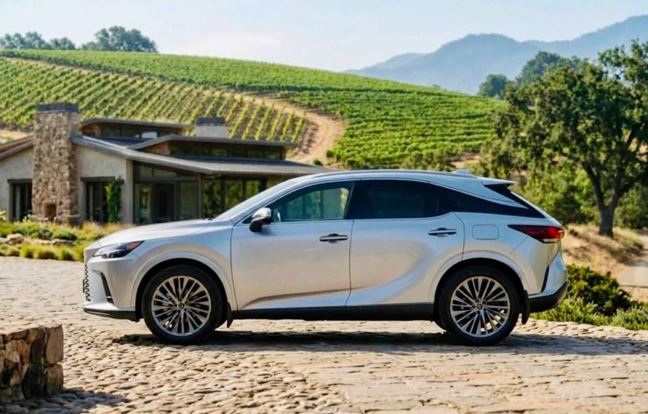 Lexus RX350 2.4 л 2026 г. Серебристый