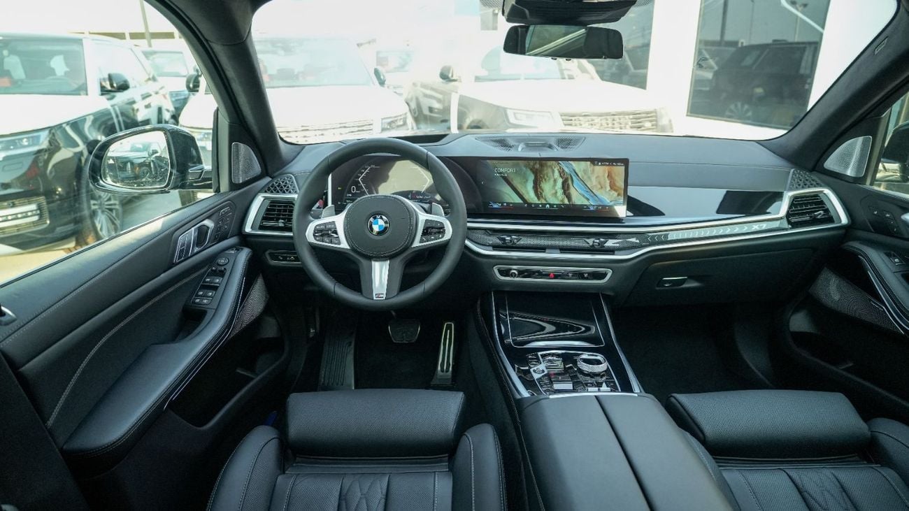 BMW X7 3.0 л 2026 г. Чёрный