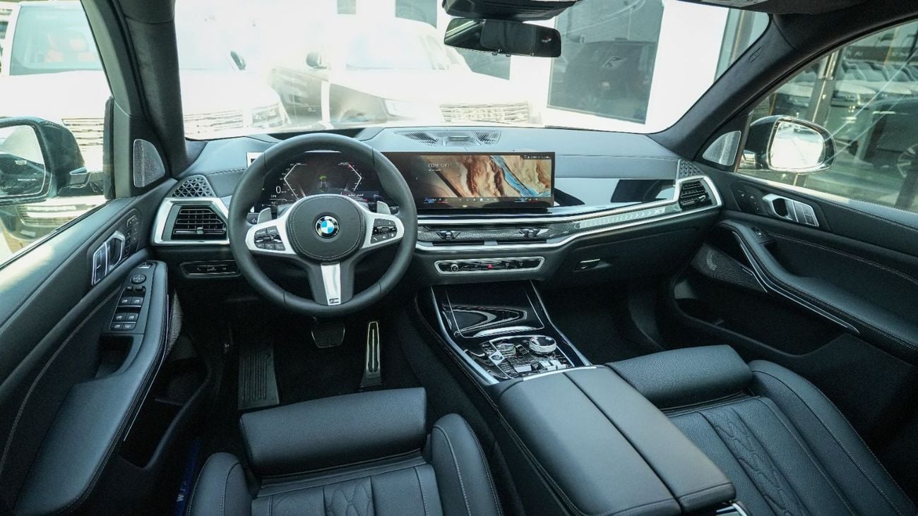 BMW X7 3.0 л 2026 г. Чёрный