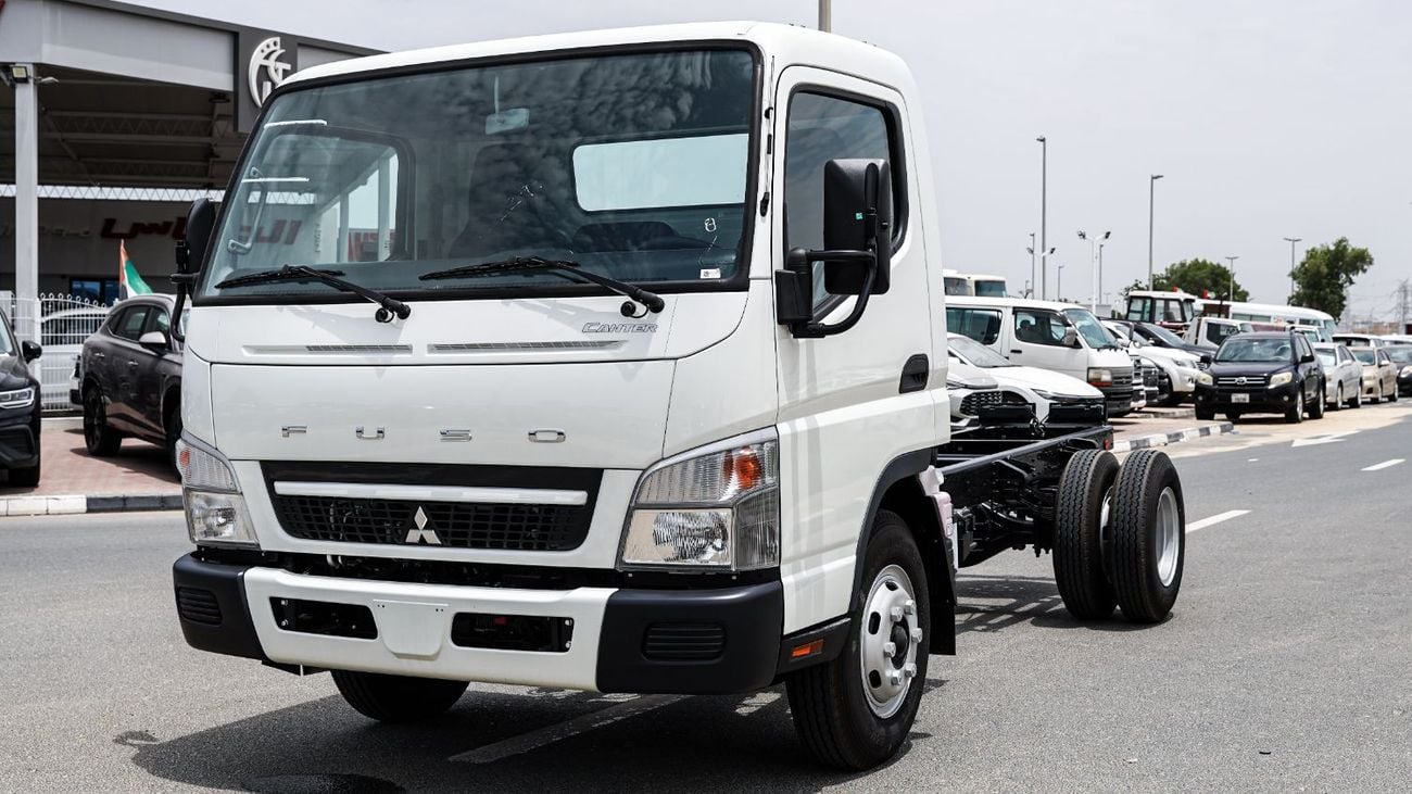 Mitsubishi Fuso Canter 4.2 л 2026 г. Белый