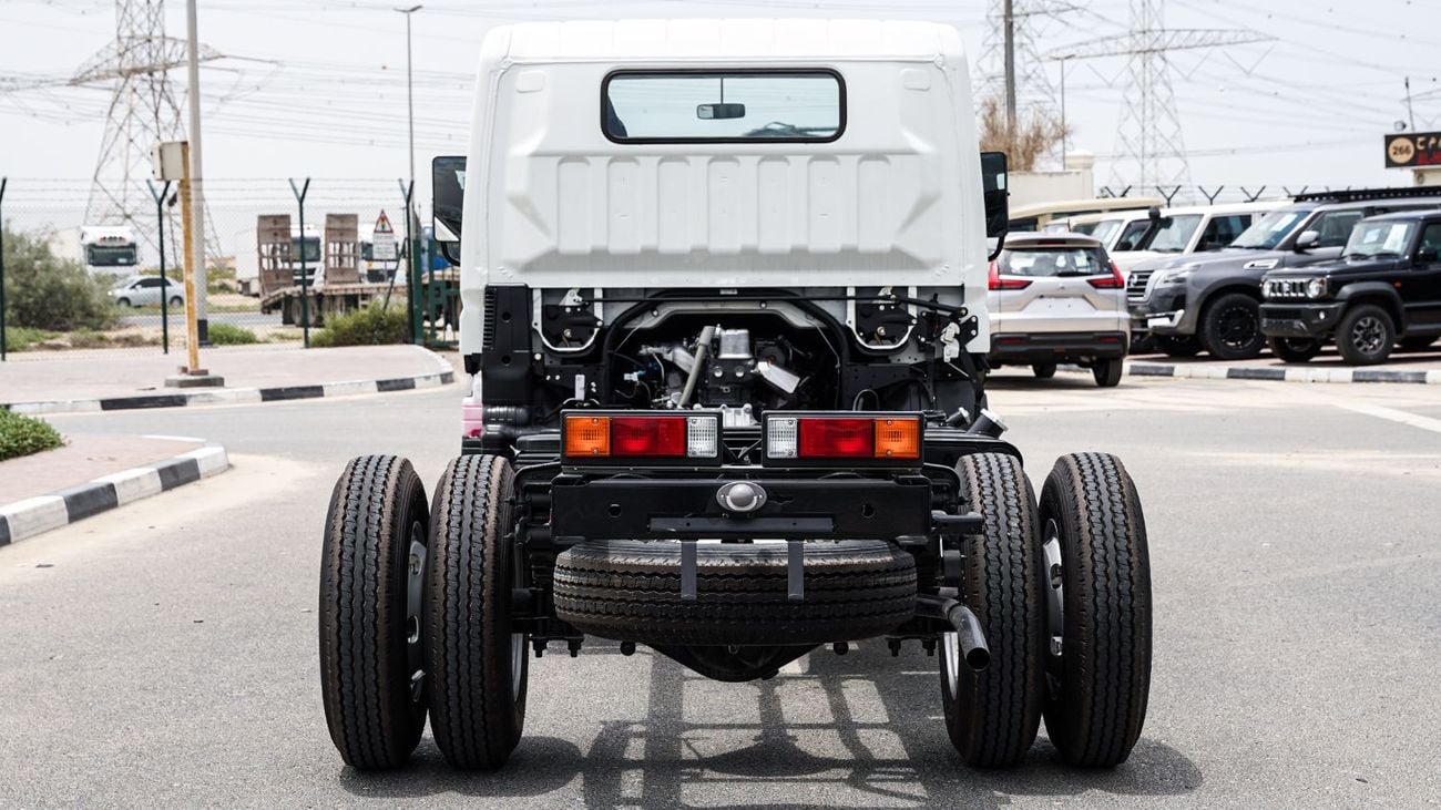 Mitsubishi Fuso Canter 4.2 л 2026 г. Белый