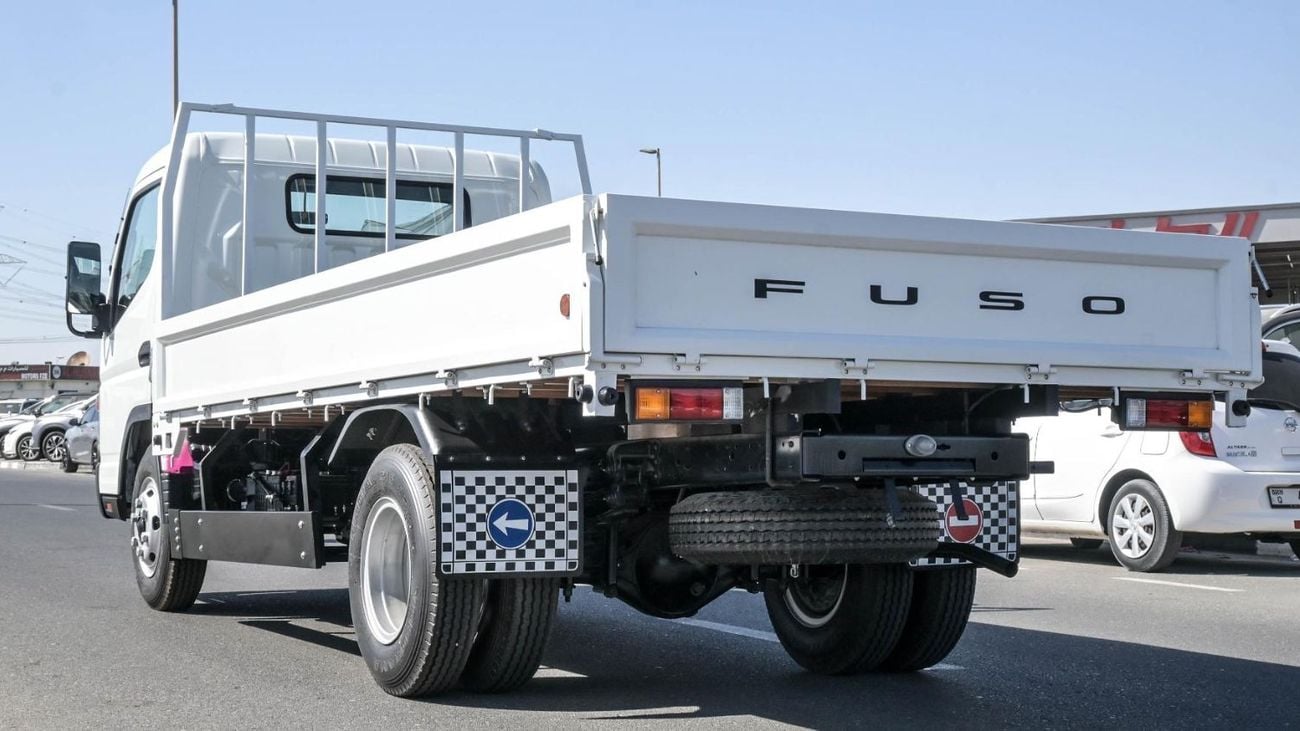Mitsubishi Fuso Canter 4.2 л 2026 г. Белый
