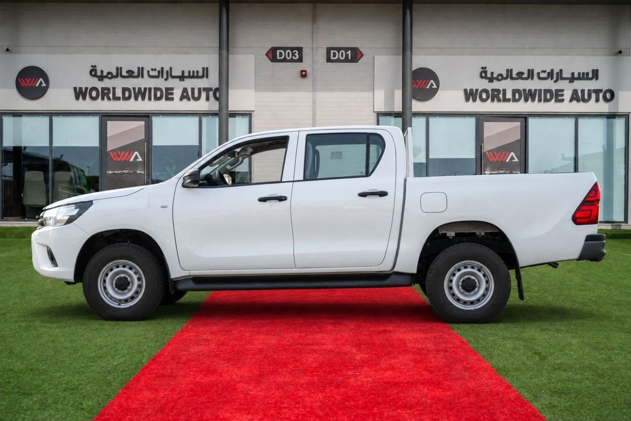 Toyota Hilux 2.7 л 2024 г. Белый