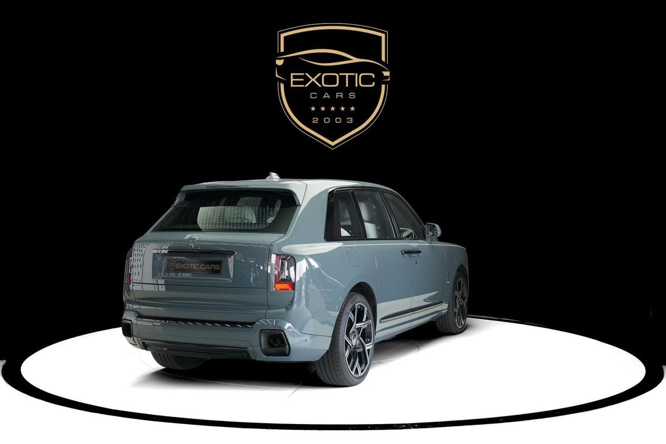 Rolls Royce Cullinan 6.8 л 2026 г. Серый