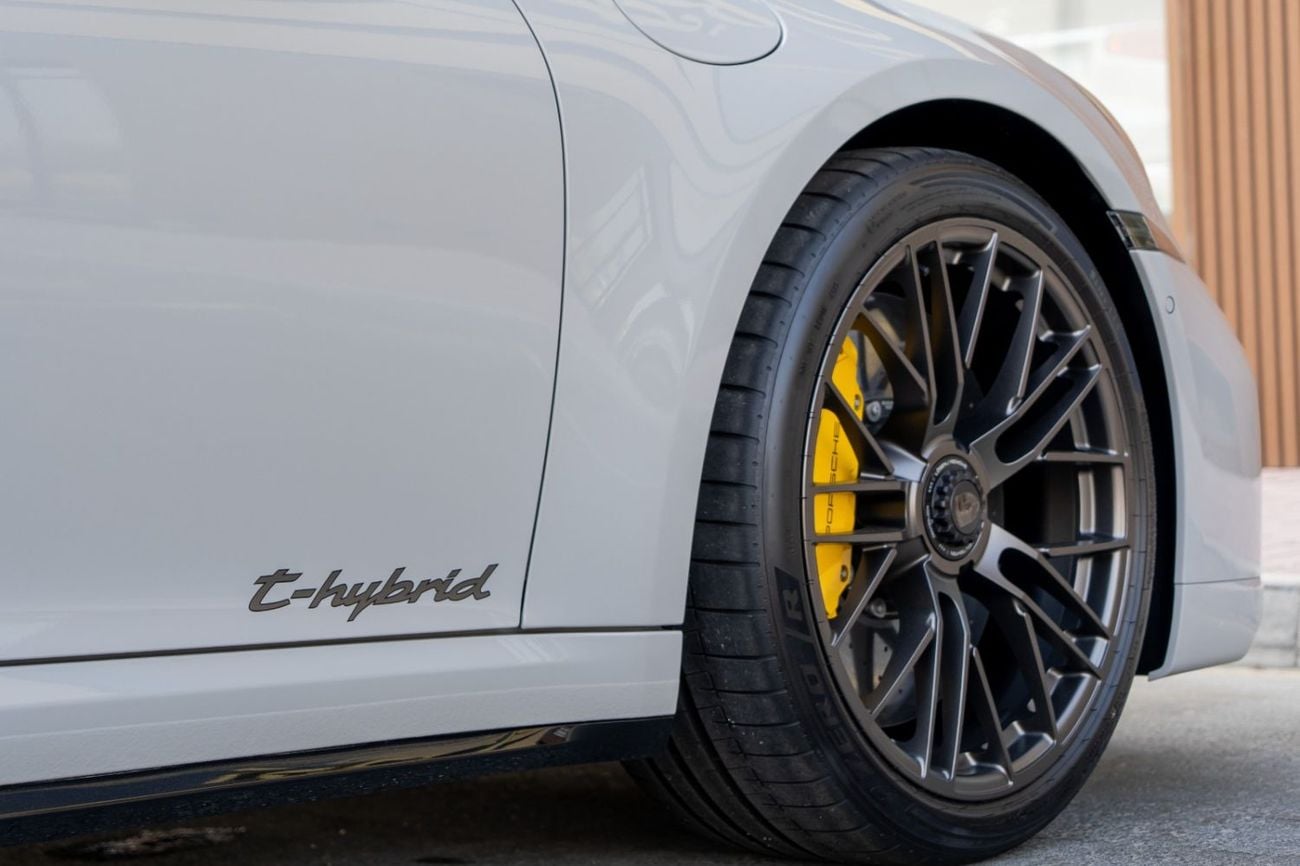 Porsche 911 3.7 л 2026 г. Белый, пробег 30 км