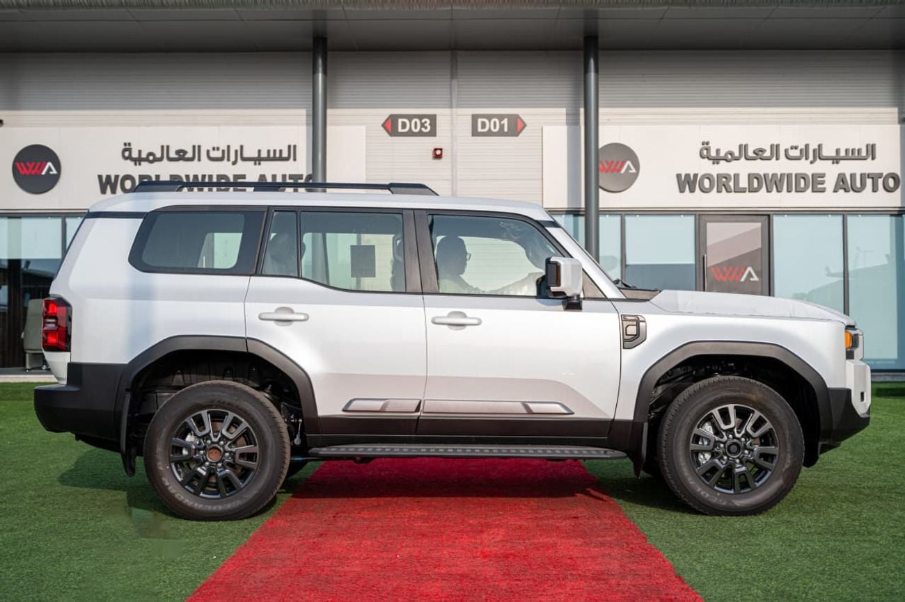Toyota Prado 2.4 л 2026 г. Белый