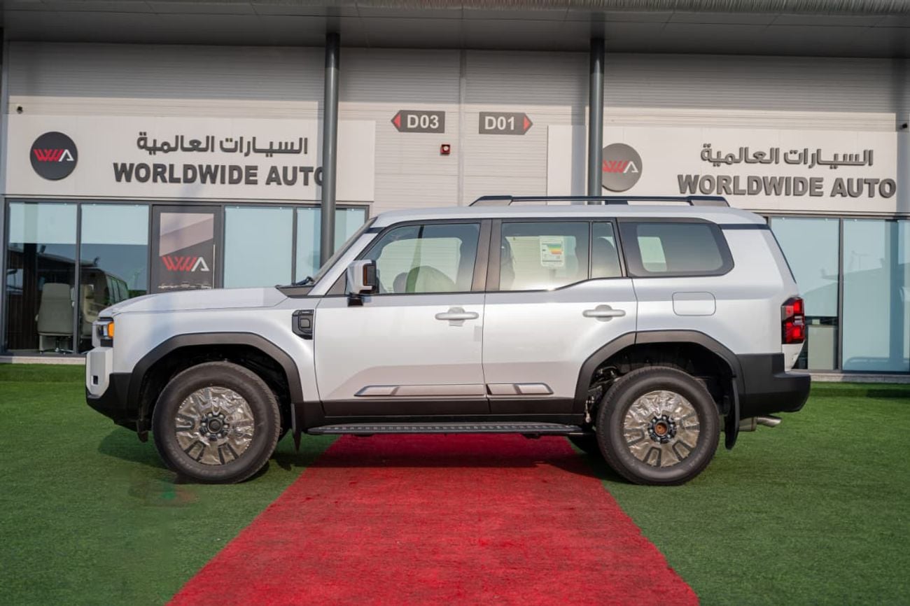 Toyota Prado 2.4 л 2026 г. Белый