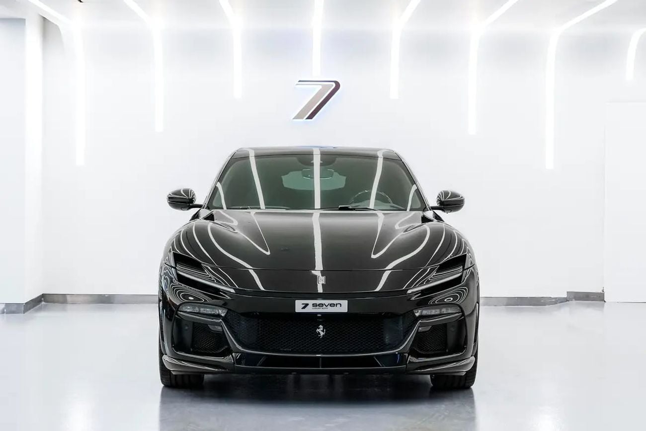 Ferrari Purosangue 4.0 л 2025 г. Чёрный, пробег 222 км