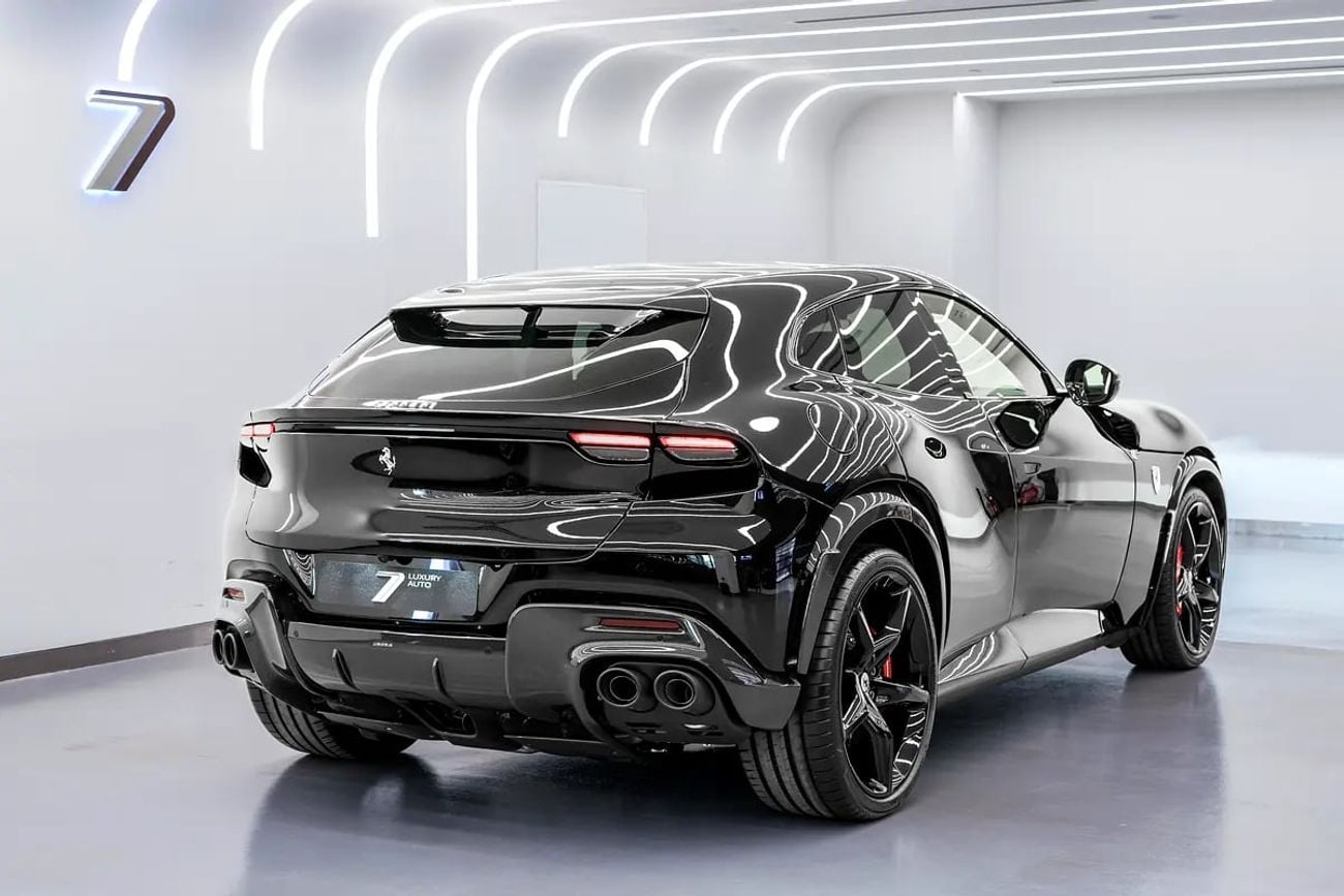 Ferrari Purosangue 4.0 л 2025 г. Чёрный, пробег 222 км