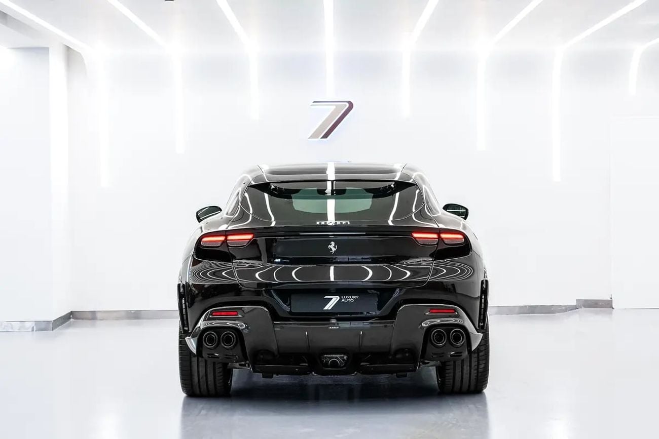 Ferrari Purosangue 4.0 л 2025 г. Чёрный, пробег 222 км