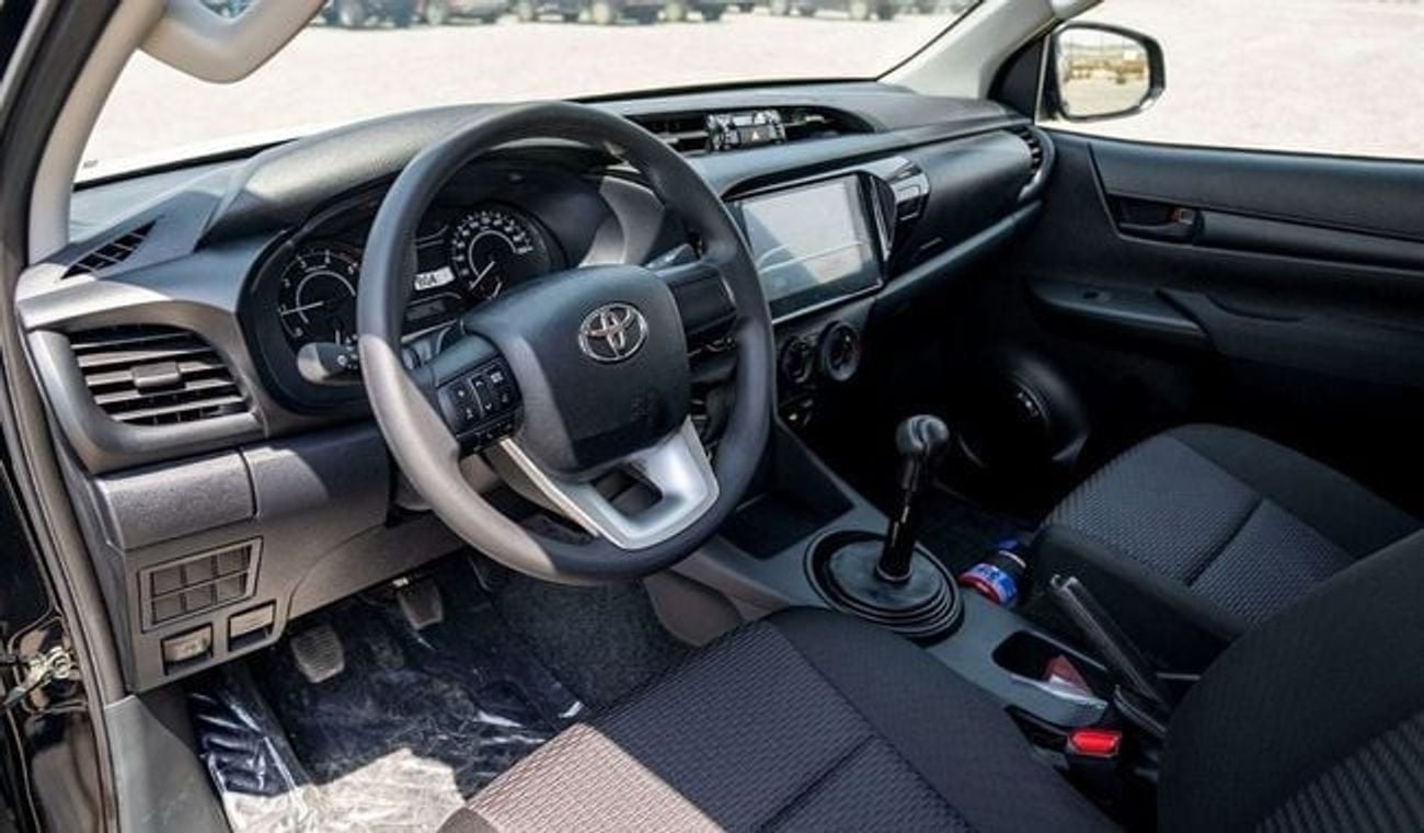 Toyota Hilux 2.4 л 2026 г. Чёрный