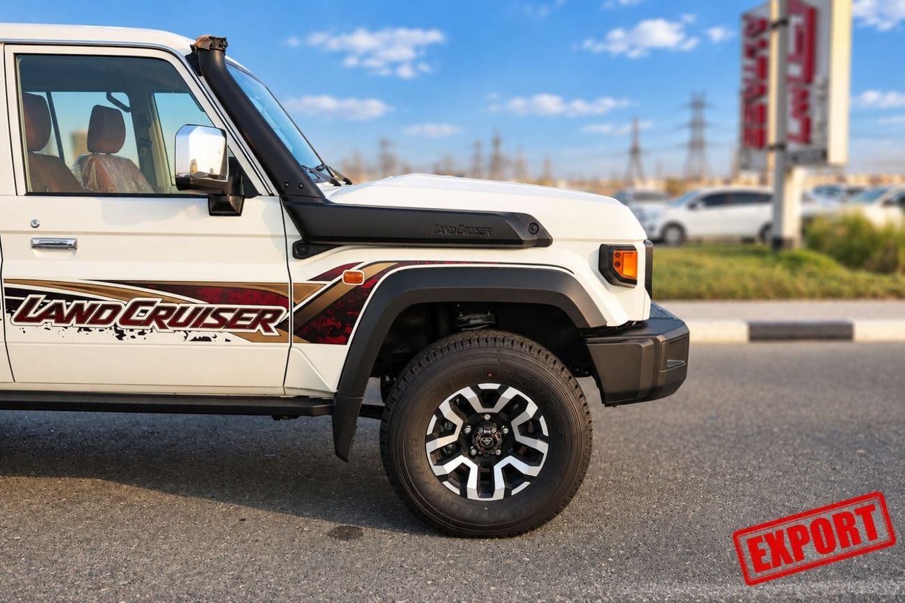 Toyota Land Cruiser Pickup 70 4.0 л 2026 г. Белый