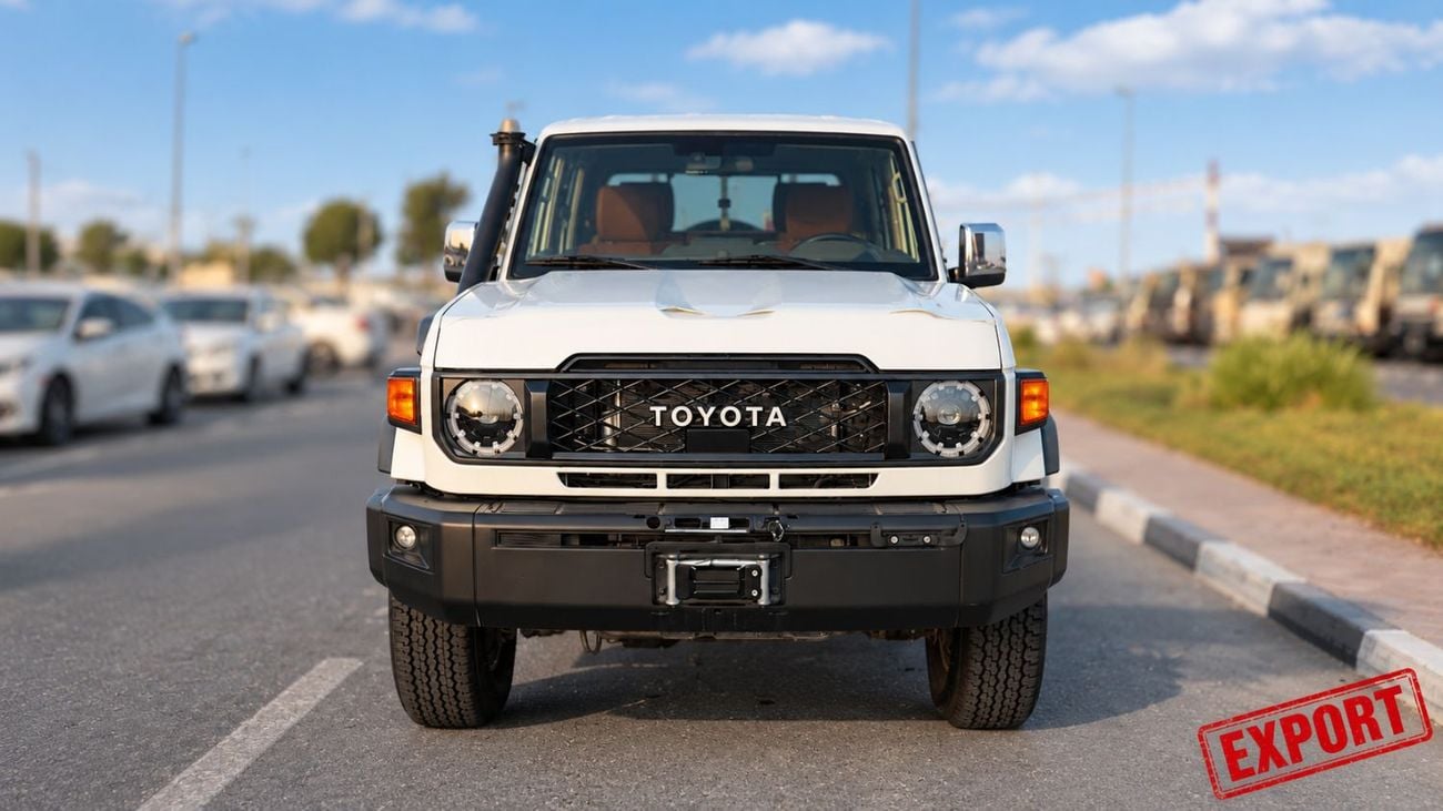 Toyota Land Cruiser Pickup 70 4.0 л 2026 г. Белый