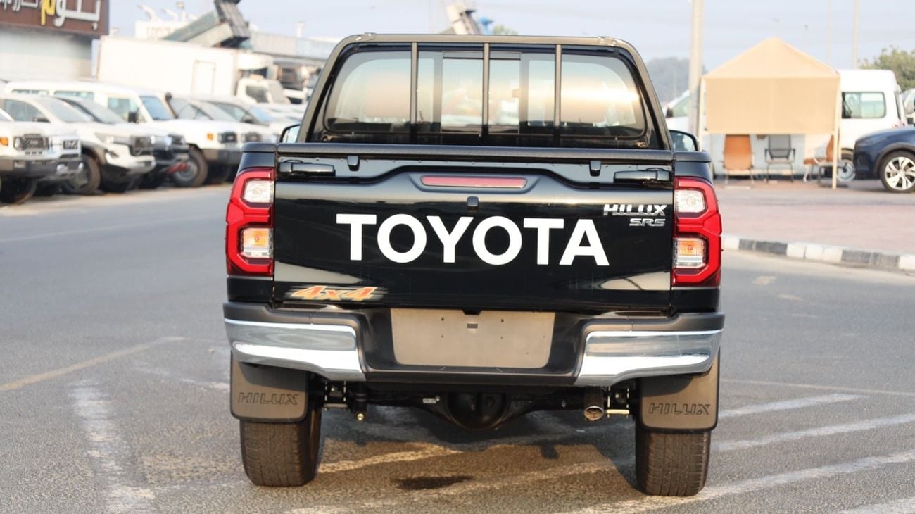 Toyota Hilux 2.7 л 2026 г. Чёрный