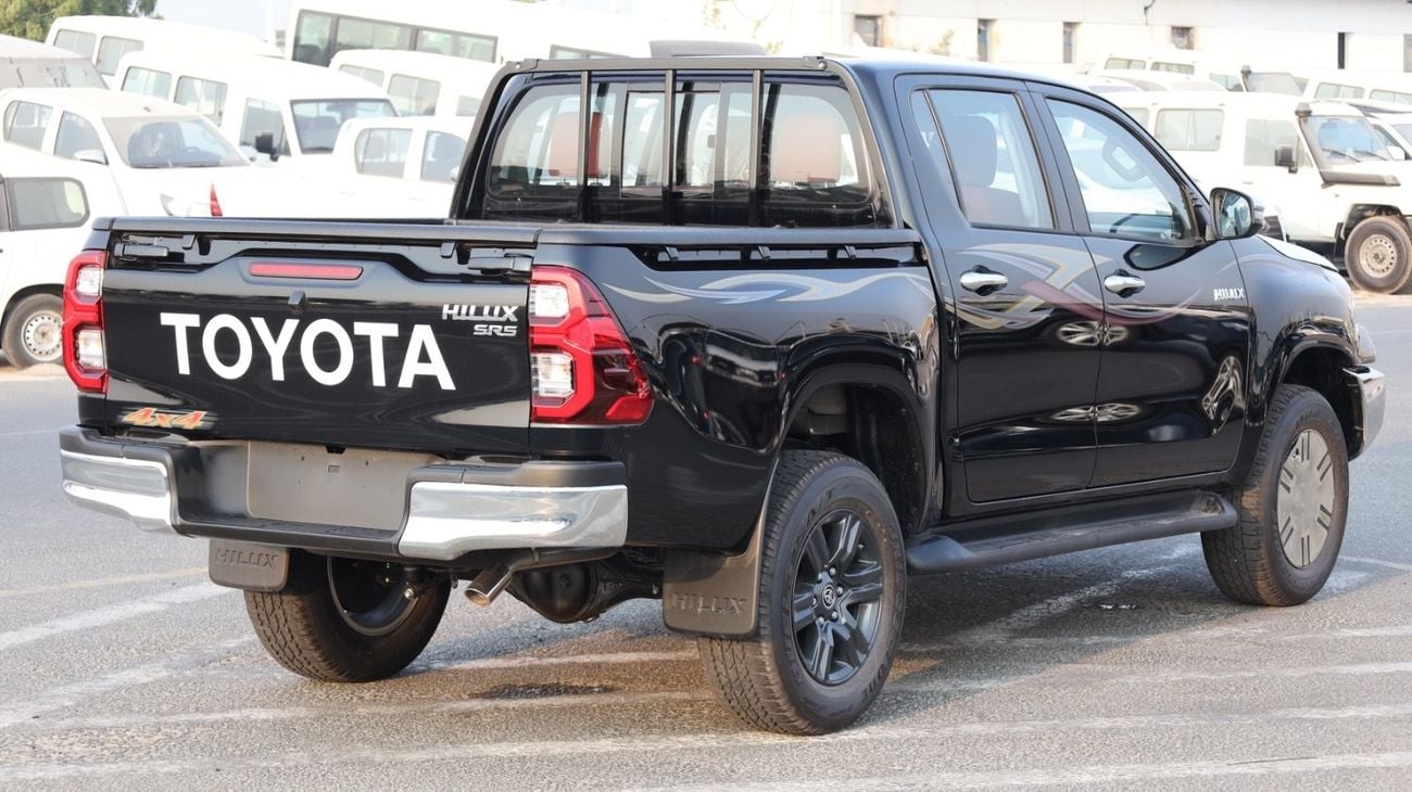 Toyota Hilux 2.7 л 2026 г. Чёрный