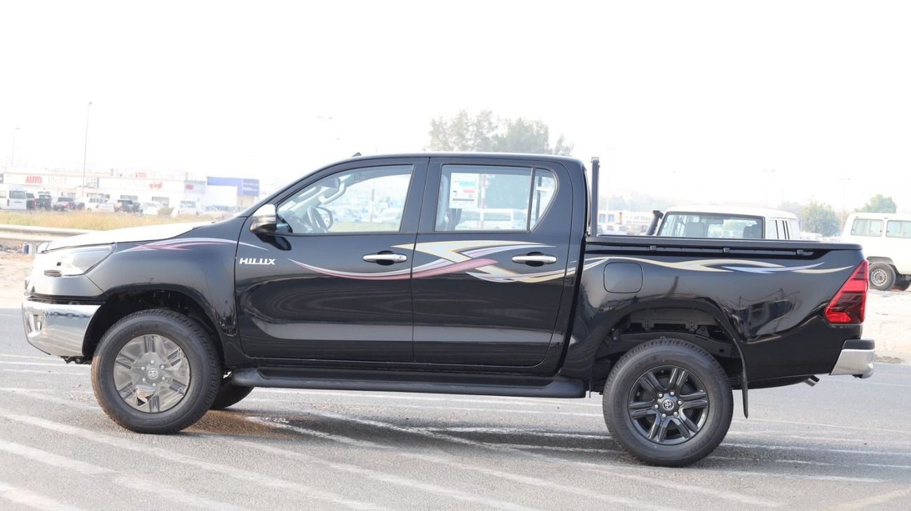 Toyota Hilux 2.7 л 2026 г. Чёрный