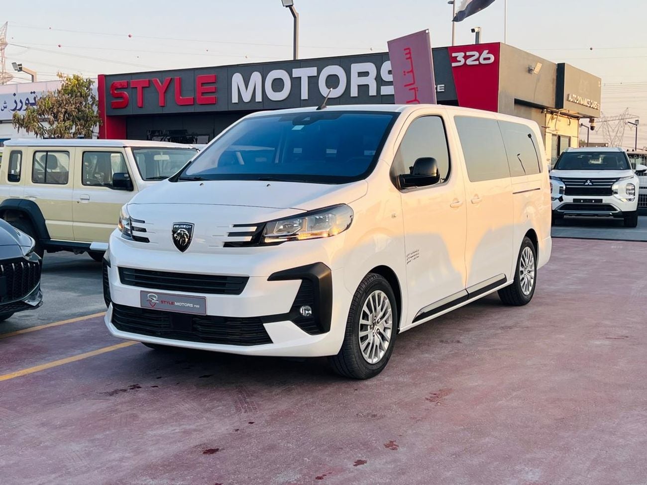 Peugeot Expert 2.0 л 2026 г. Белый