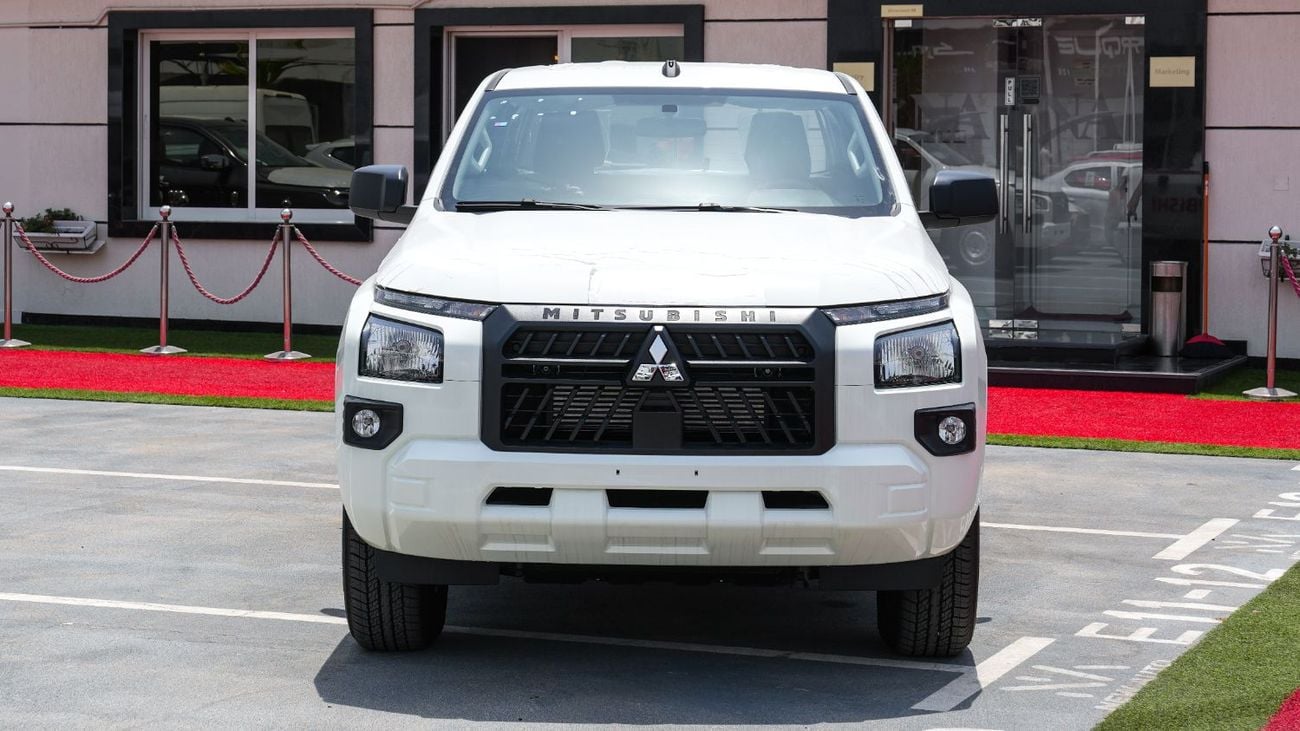 Mitsubishi L200 2.5 л 2026 г. Белый