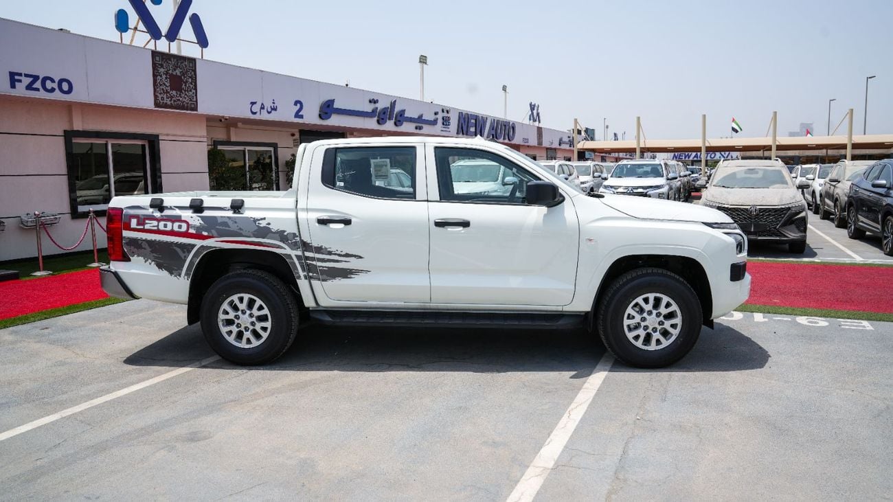 Mitsubishi L200 2.5 л 2026 г. Белый