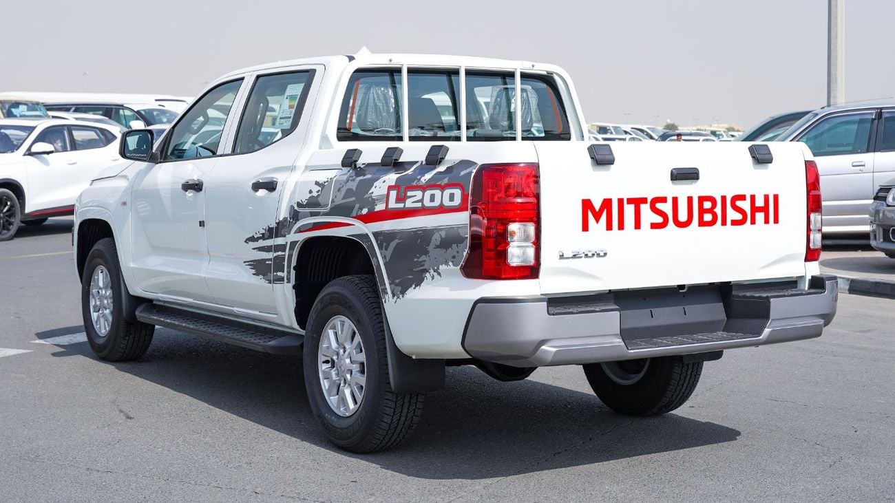 Mitsubishi L200 2.5 л 2026 г. Белый