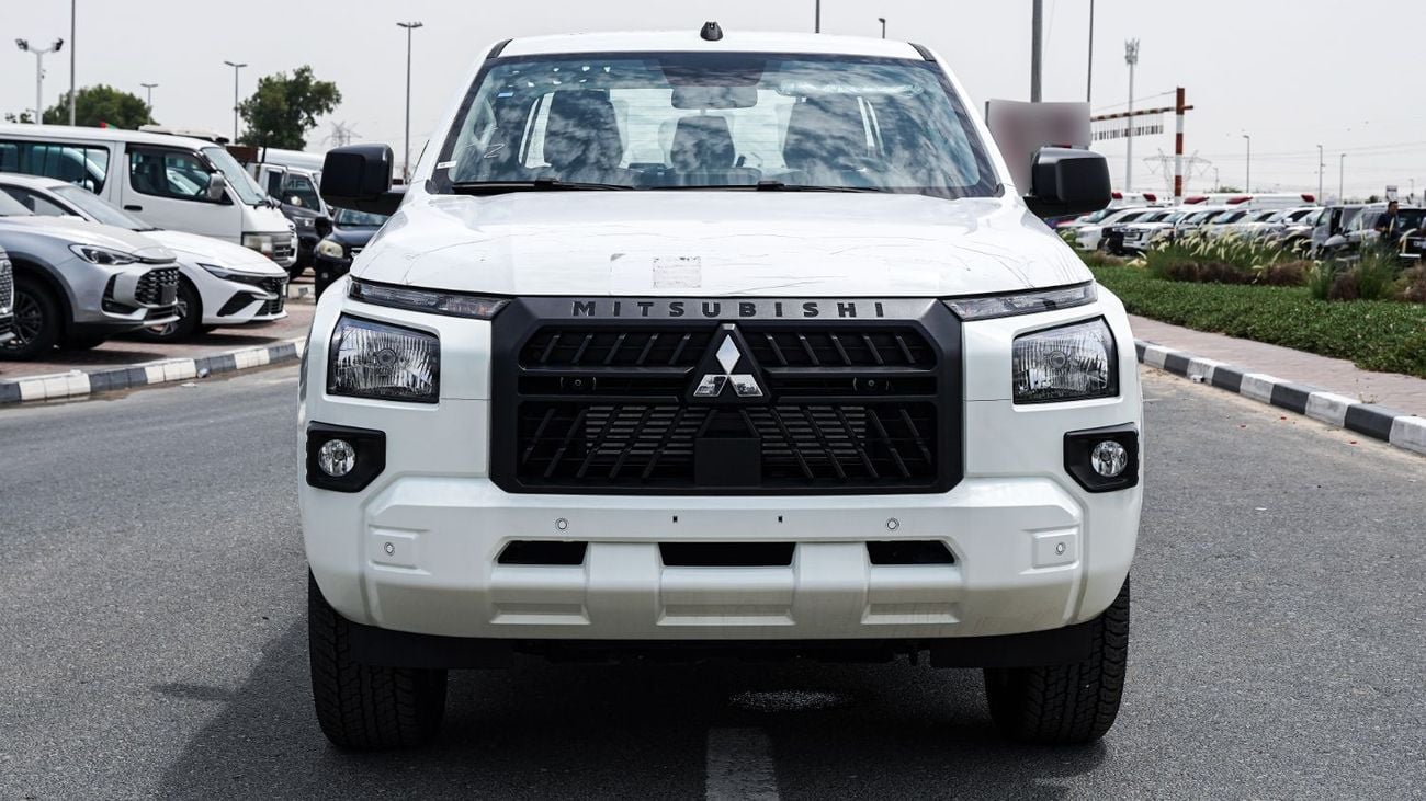 Mitsubishi L200 2.5 л 2026 г. Белый